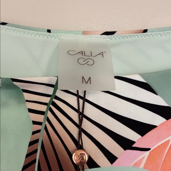 Calia Tropical Print Long Sleeve Crop Top - Picture 2 of 3